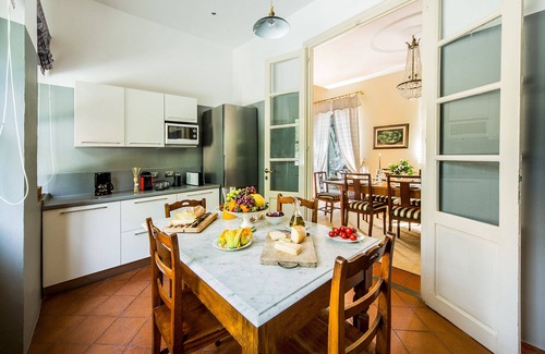 Arcetri Villa | ONE MILE FROM HEART OF HISTORIC FLORENCE, STUNNING 5BD-5BA VILLA W/HEATED POOL!