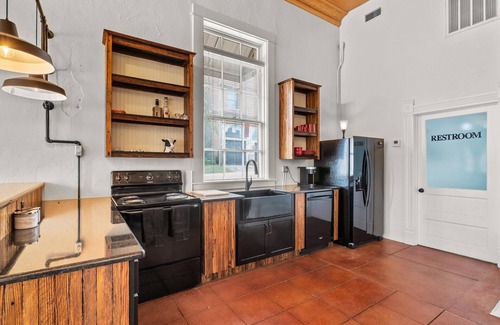 Big Sandy Apartment | One of a kind 2-bedroom studio in downtown Big Sandy