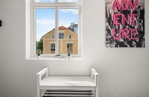 Sentrum Apartment | One of a kind in Bergen I 7 Bedrooms I 15 Guests!
