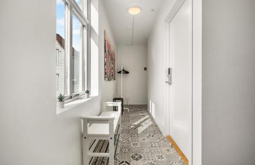Sentrum Apartment | One of a kind in Bergen I 7 Bedrooms I 15 Guests!