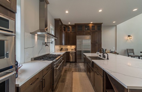 Grandy House | One-Of-A-Kind on West Rush Lake