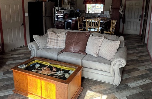 Cle Elum House | One of a kind, property with 3 charming houses, horse facility and pets welcome.