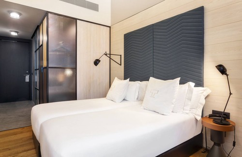 Egia Hotel | One Shot Tabakalera House