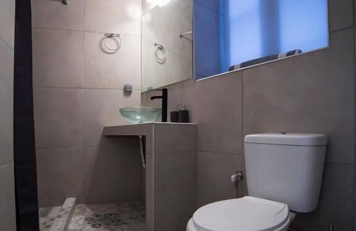 Thissio House | One Three One