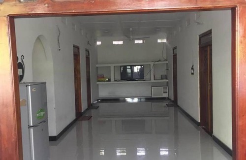 Uppuveli House | onelove hostel