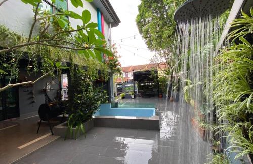 Bukit Indah House | OneRiimba Private Pool & Garden Residence Johor Bahru
