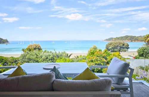 Oneroa House | Oneroa Bay - Be My Guest Waiheke
