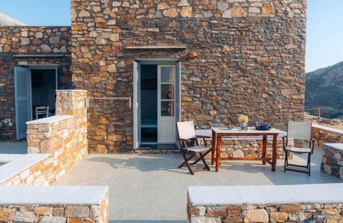 Sifnos Hotel | Oniropagida