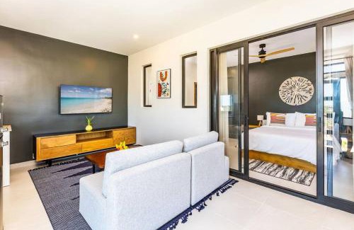 Long Bay Apartment | Onyx I Long Bay Retreat I Luxury Stay Near Grace Bay & Long Bay Beach