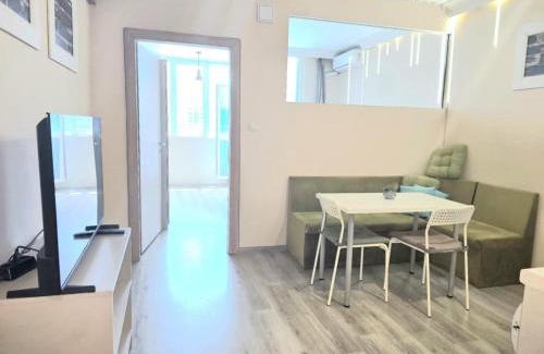 Studentski Grad Apartment | Opal Hause