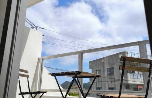 Motobu House | Open space, ideal for a relaxing stay, close to the beach.