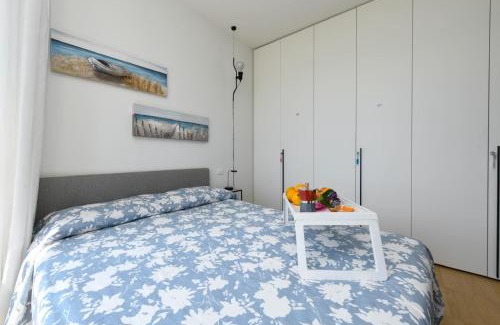 Salo Apartment | Openspace Sunrise lake view