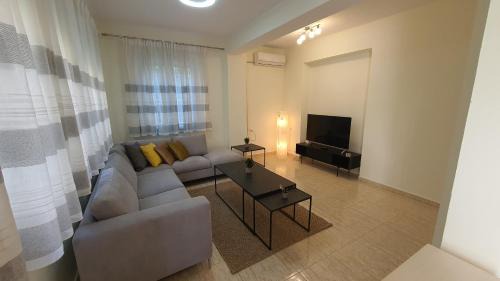 Tirana House | Orange House