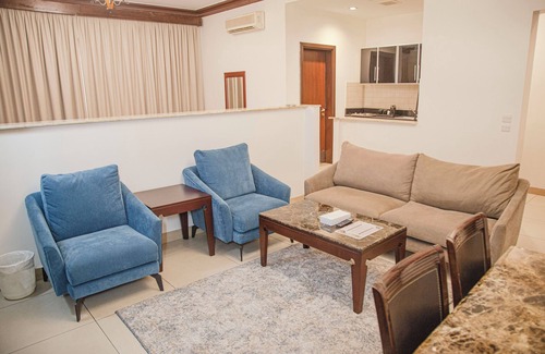Qurish Street Apartment | Orans Suites 2