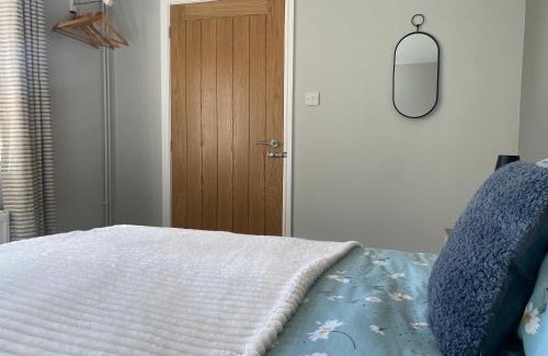 Tansley House | Orchard Cottage 5 bedrooms