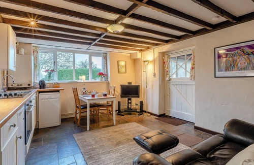 Muchelney Cottage | Orchard Cottage - UK30437