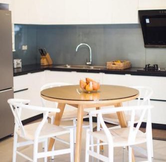 Dasmarinas House | Orchard Tiny Home - Golf Course Pet Friendly Lot