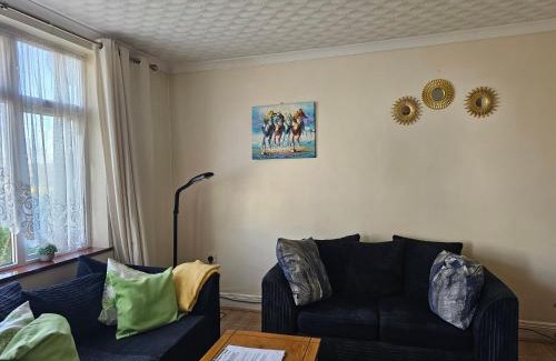 Cray Valley West House | Orchards in Orpington