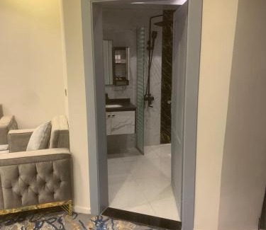 Turaif Apartment | Orchid Tarif Serviced Apartments 1 شقق أوركيد طريف للشقق المخدومة 1