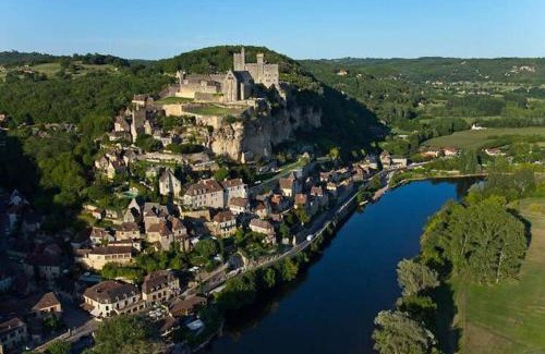 Beynac-et-Cazenac House | OREE DU CHATEAU : maison de charme avec piscine chauffée dans Beynac