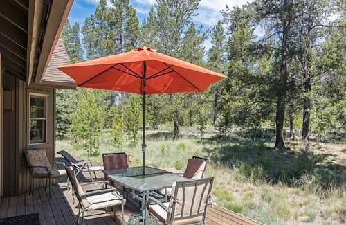 Deer Park House | Oregon Loop 36