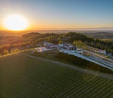 Sarezzano House | ORIZZONTI Vigneti Repetto