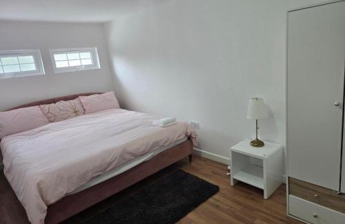 Thamesmead Cabin | Orlando