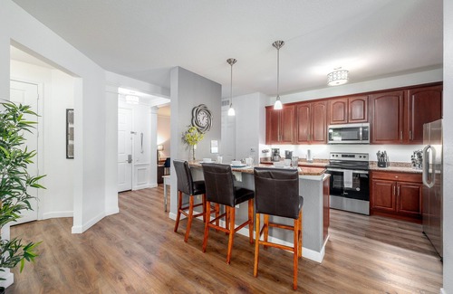 Florida Central Atlantic Coast Condo | Orlando Palms Deluxe 3 Bedroom Condo by RedAwning
