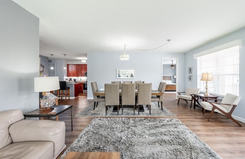 Florida Central Atlantic Coast Condo | Orlando Palms Deluxe 3 Bedroom Condo by RedAwning