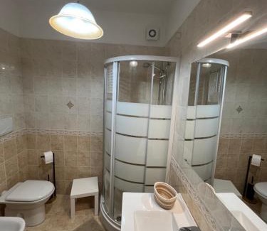 Vasto House | Oro Blu