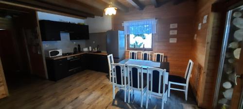 Cisna Ski Chalet | Osada BiesCzad