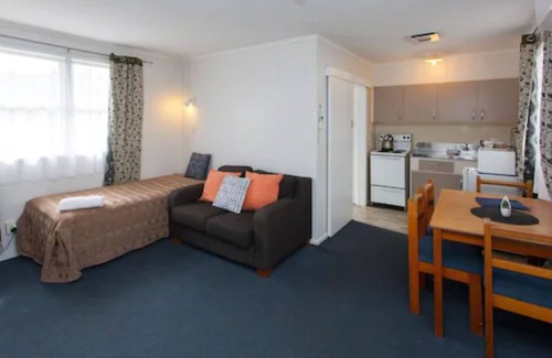 Otorohanga Hotel | Otorohanga & Waitomo Motels