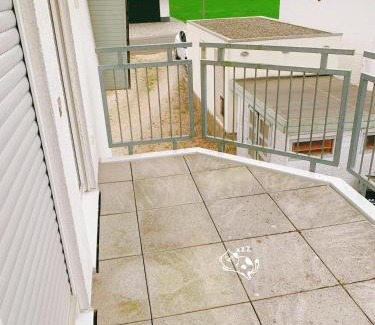 Leudersdorf Apartment | OTTOC Ferienwohnung