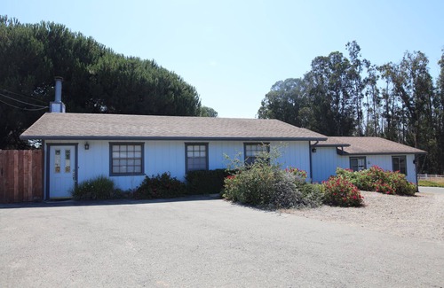 Callender House | Our cozy guest house is great for families & golf!