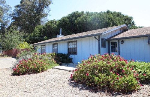 Callender House | Our cozy guest house is great for families & golf!