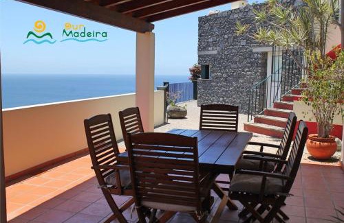 Estrela da Calheta Villa | OurMadeira - Casa do Júlio, Calheta beach view