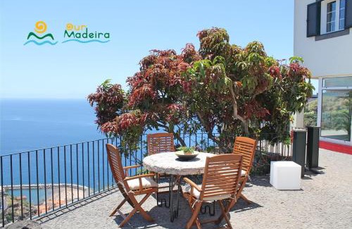Estrela da Calheta Villa | OurMadeira - Casa do Júlio, Calheta beach view