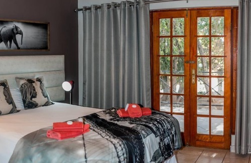 Otjiwarongo House | Out of Africa Guest House