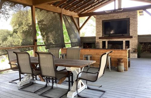 Auburn House | Outdoor relaxation in the country