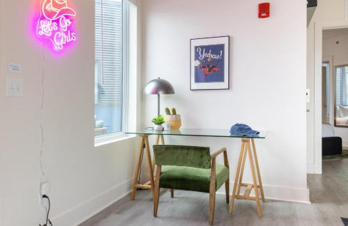 Five Points Apartment | Outrider 113 by AvantStay Accessible Bathrooms