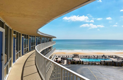 Ormond Beach Apartment | Outrigger Beach Club