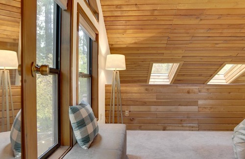 Mount Hood Village House | Owlpine Lodge
