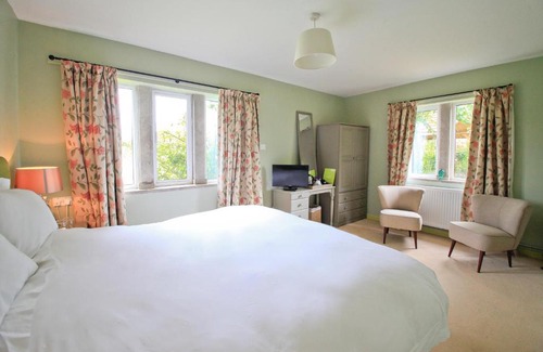 Bridport Bed & Breakfast | Oxbridge Farm
