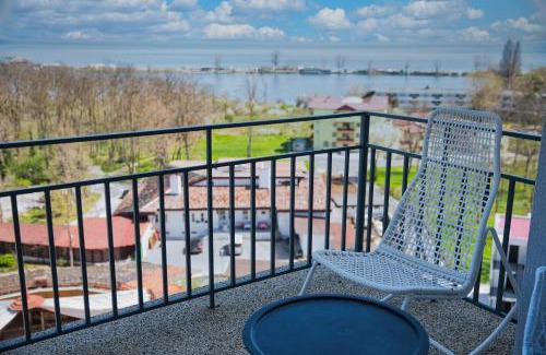 Jupiter Apartment | Oxygen Residence Sea View 38