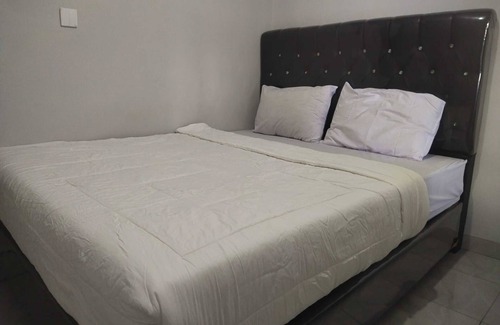 Silang Hotel | OYO 1067 Villa Sofia At Silang