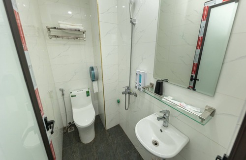 Hoang Mai Hotel | OYO 1238 Bao Son Hotel