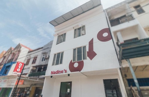 Paso Hotel | OYO 1629 Nadine's Home