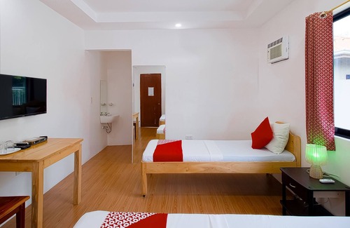 Moalboal House | OYO 777 Rn Guesthouse