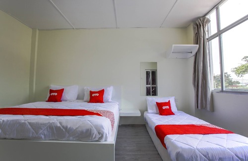 Kuala Selangor Hotel | OYO 822 Zande Motel Kuala Selangor