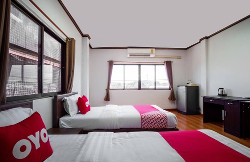 Sattahip Hotel | OYO 836 PK Residence
